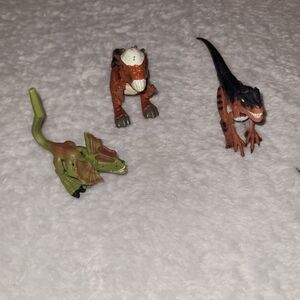 Jurassic World Dinosaur Figure Lot Velociraptor Dilophosaurus T-Rex Toys